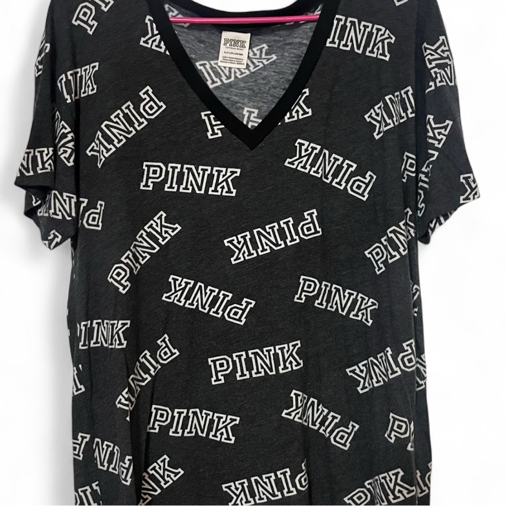 PINK Victoria's Secret Black and White Logo Tee